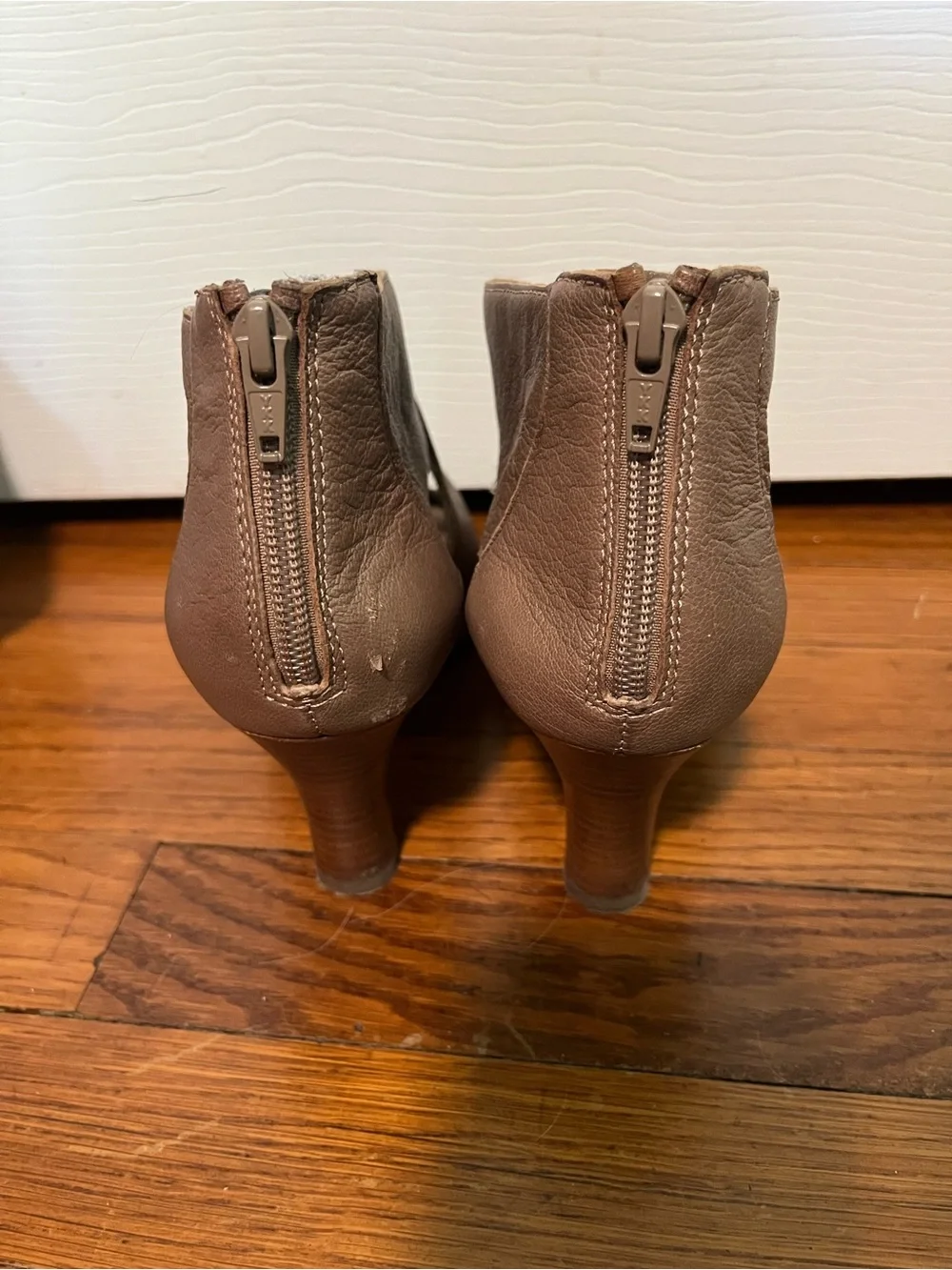 AEROSOLES Taupe Crisscross Peep-Toe Sandals